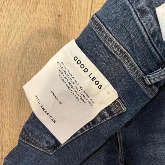 Good American Good Legs Skinny Jeans Size 2/26 - Picture 3 of 3